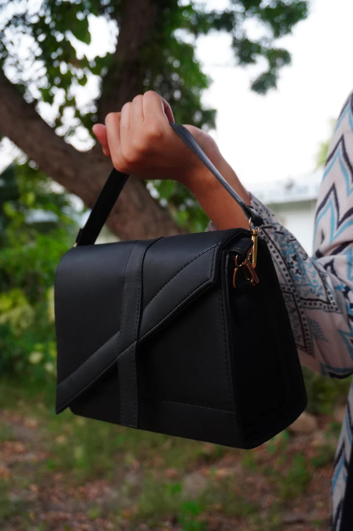 Iconic Shoulder Bag